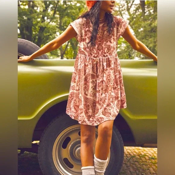 white graduation dress knee length A-Line Knee Length Silk-Like Graduation Dresses COCOMELODY CS0553, Mauve main image 1